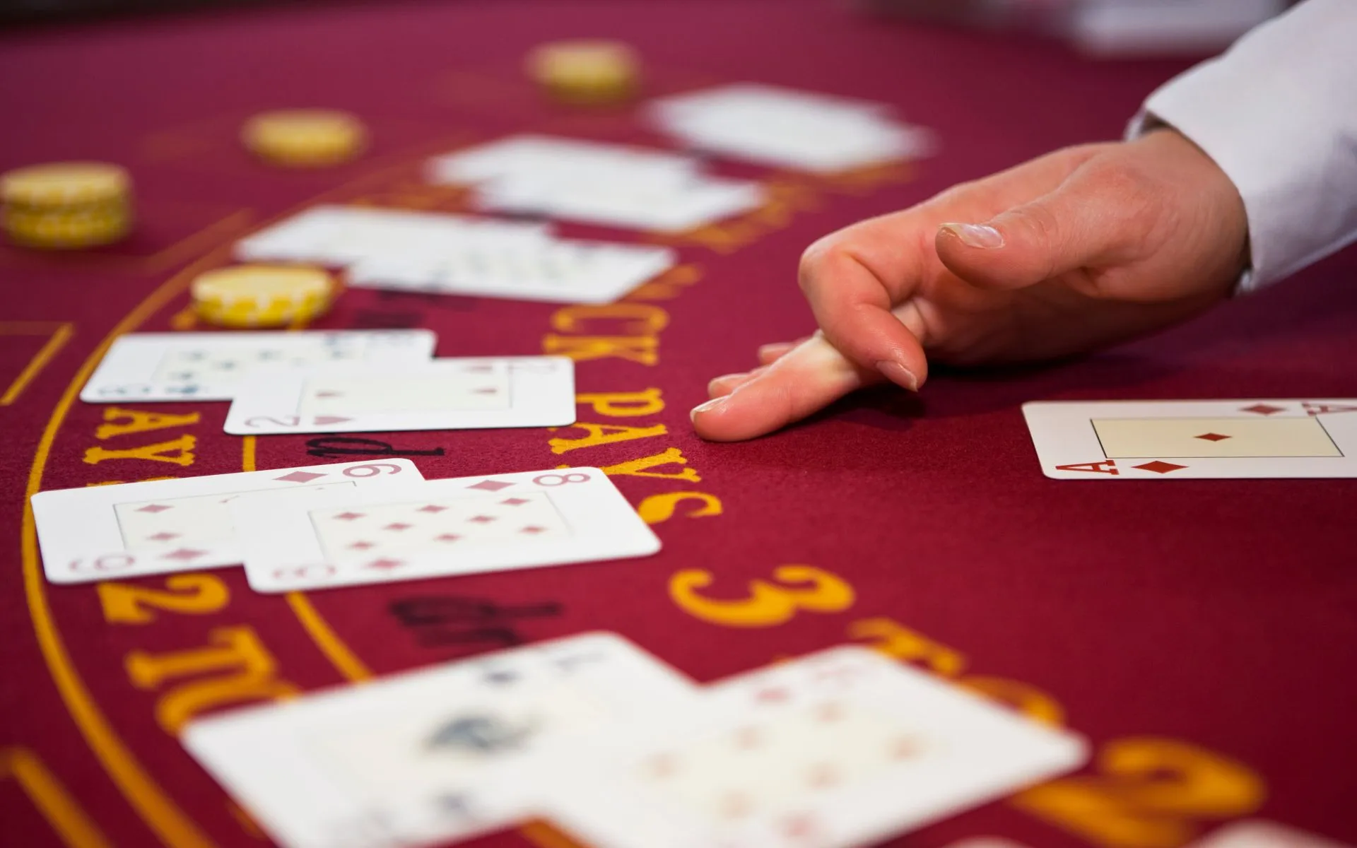 When Should You Split in Online Blackjack? Best Strategy to Use